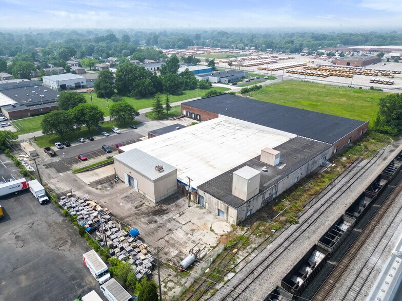 More Photos Of 1840 Progress Ave, Columbus Manufacturing For Sale