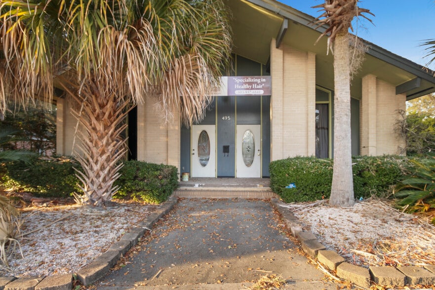 More Photos Of 495 Dantzler St, Orangeburg Medical For Sale