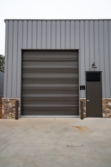 More Photos Of 1040 Park Ct, Greensboro Warehouse For Sale