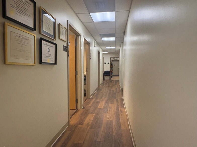 More Photos Of 163 Main St, South Kingstown Medical For Sale