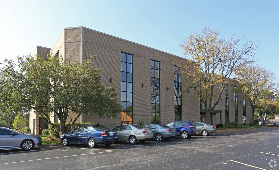 Primary Photo Of 700 E Ogden Ave, Westmont Medical For Lease