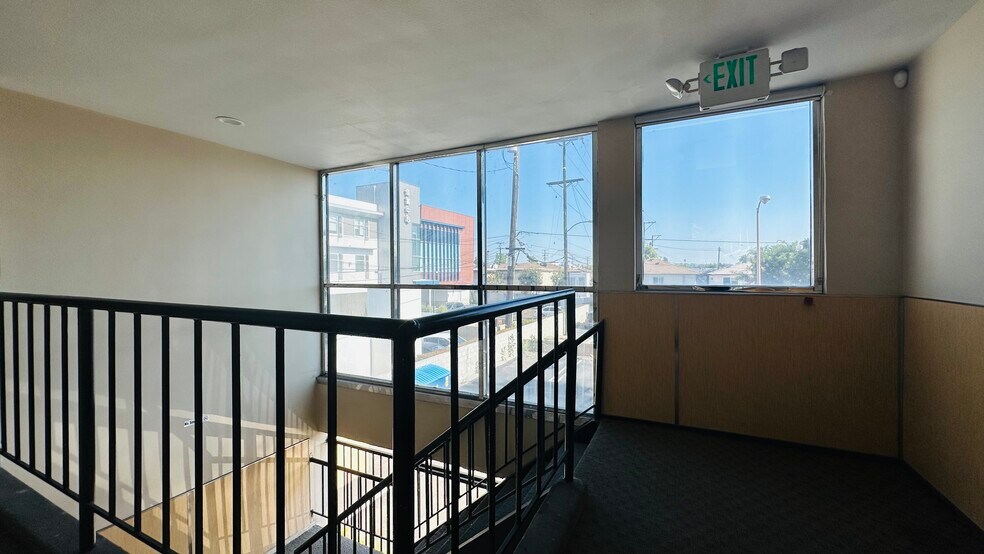 More Photos Of 30 W Valley Blvd, Alhambra Office For Lease