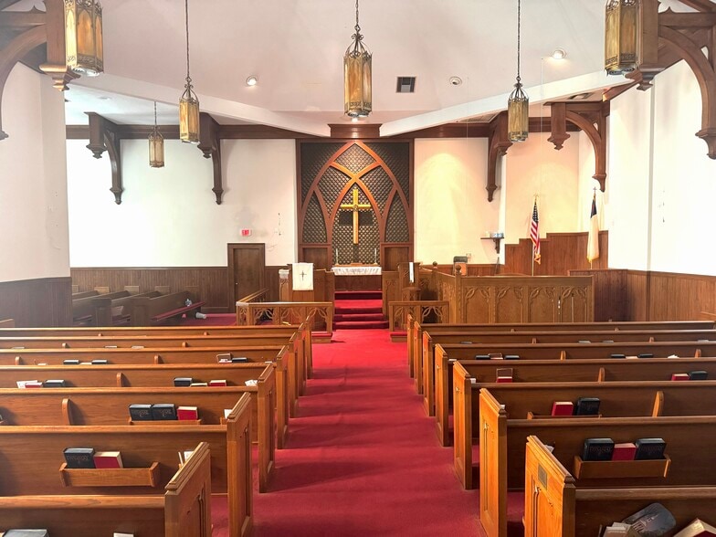 More Photos Of 3099 Stone Mountain St, Lithonia Religious Facility For Sale