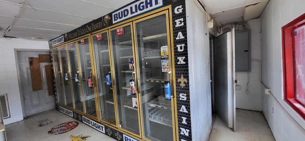 More Photos Of 71013 Highway 41, Pearl River Convenience Store For Sale