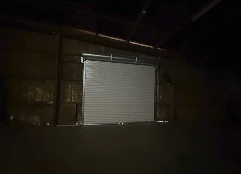 More Photos Of 479 Zoo Pky, Jacksonville Warehouse For Lease