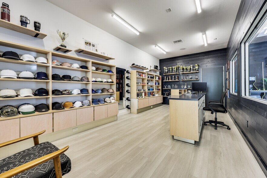 More Photos Of 2000 Windy Ter, Cedar Park Warehouse For Sale