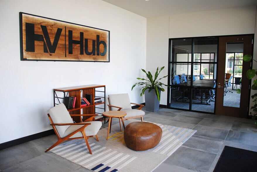 More Photos Of 300 E Davis St, McKinney Coworking Space