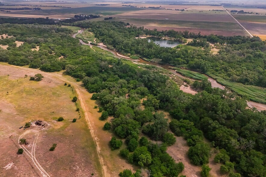 More Photos Of 9111 Long View Road, Burrton Land For Sale