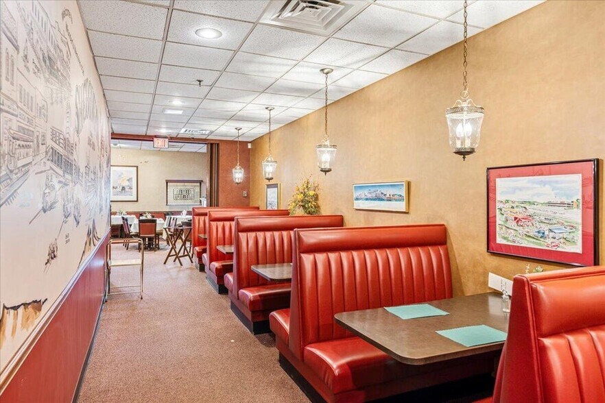 More Photos Of 925 N 8th St, Sheboygan Lodge Meeting Hall For Sale