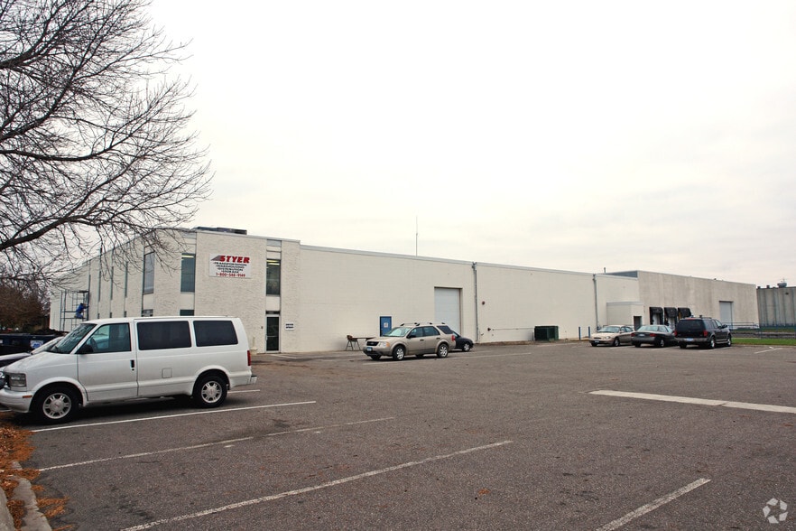 More Photos Of 7870 215th St W, Lakeville Manufacturing For Lease