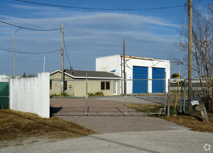 Primary Photo Of 3303 37th St, Orlando Warehouse For Lease