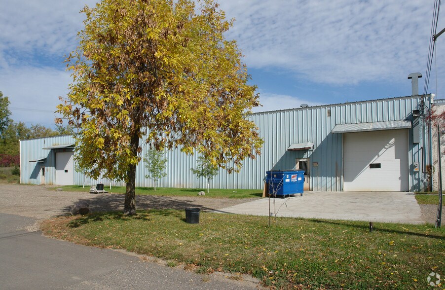 More Photos Of 6310-6330 Industrial Dr, Eden Prairie Manufacturing For Sale