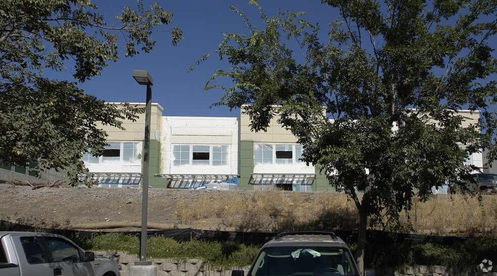 More Photos Of 3141-3159 Independence Dr, Livermore Research And Development For Lease