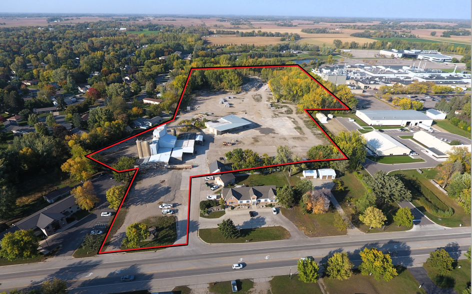 Primary Photo Of 311 Highway 7 E, Hutchinson Land For Sale