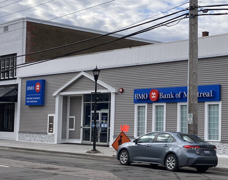 More Photos Of 26-28 Aberdeen Street Kentville, Kentville Storefront Retail Office For Sale