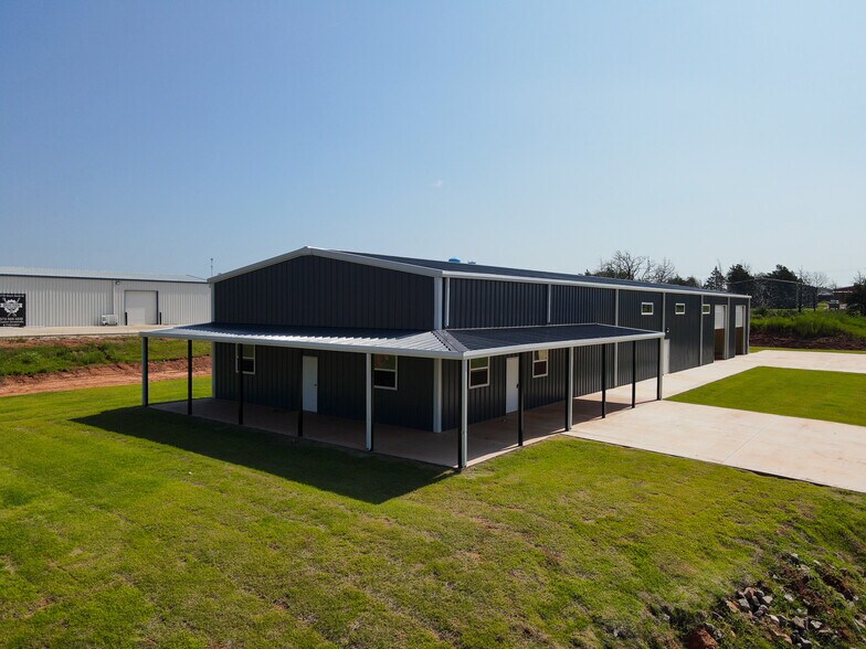 Primary Photo Of 11770 Black Sand Dr, Edmond Manufacturing For Sale