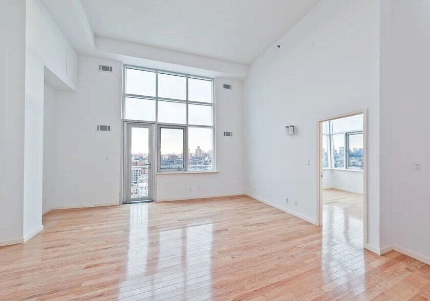 More Photos Of 467 Keap St, Brooklyn Apartments For Sale