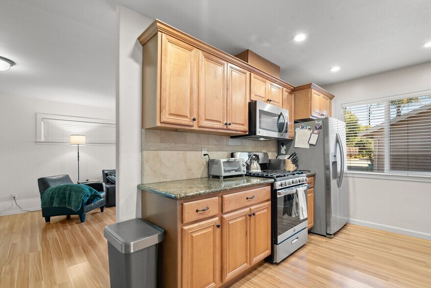 More Photos Of 420 Capitola Road Ext, Santa Cruz Apartments For Sale