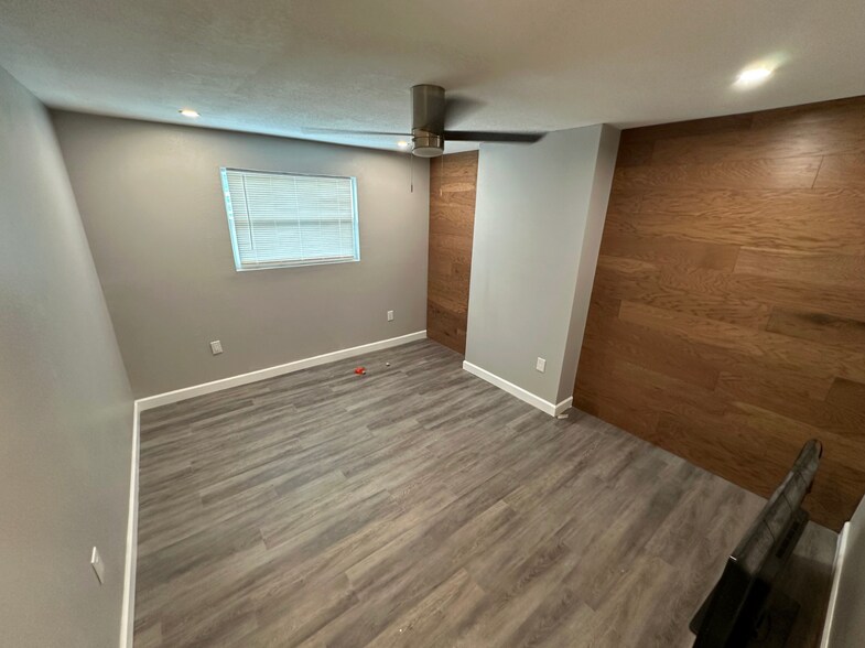 More Photos Of 2301 Trelain Dr S, Saint Petersburg Apartments For Sale