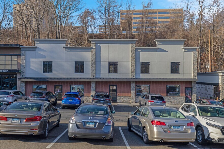 More Photos Of 737 Bridgeport Ave, Shelton Storefront For Lease