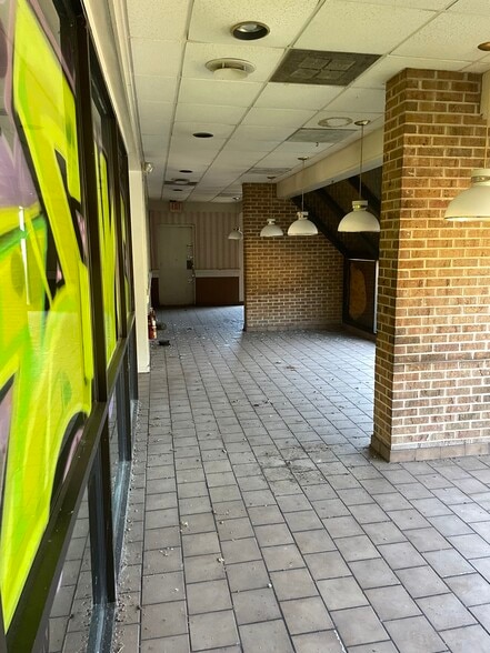 More Photos Of 3352 15th Avenue Blvd SE, Conover Restaurant For Sale