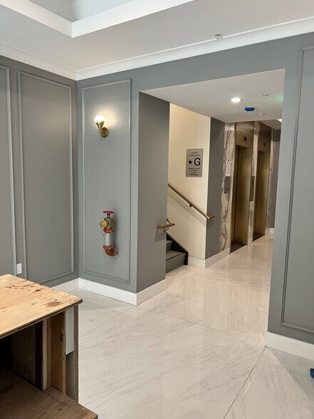 More Photos Of 601 S Broadway, Los Angeles Apartments For Lease