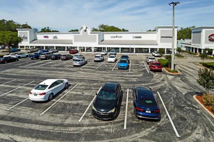 More Photos Of 2106-2186 Park Ave, Orange Park Unknown For Lease