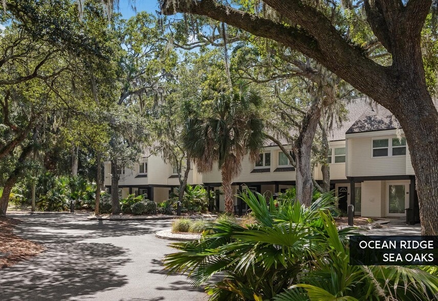 More Photos Of 1 King Cotton Rd, Edisto Island Hotel For Sale