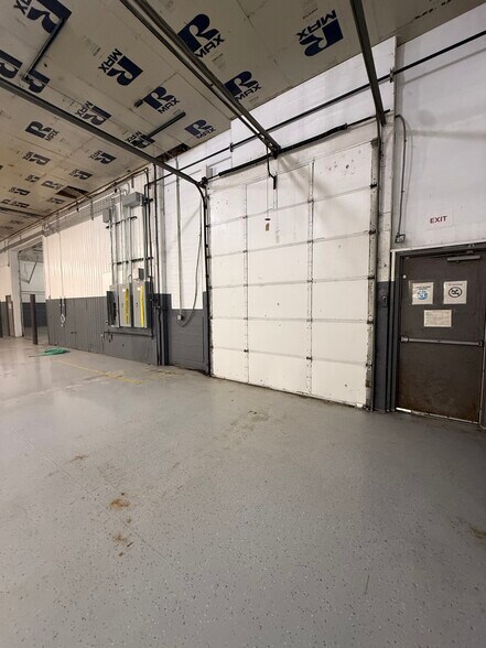 More Photos Of 3233 Dove Rd, Port Huron Warehouse For Sale