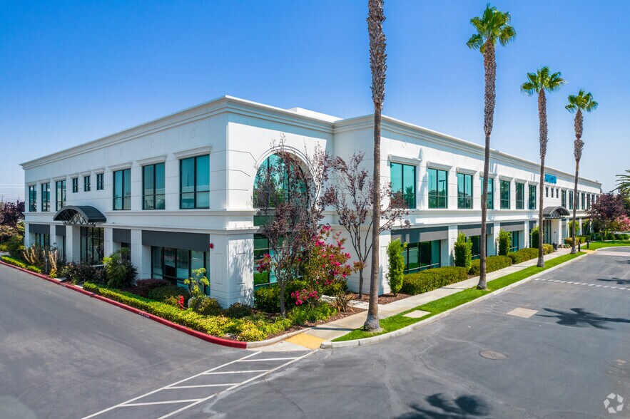 More Photos Of 481-495 El Camino Real, Santa Clara Unknown For Lease