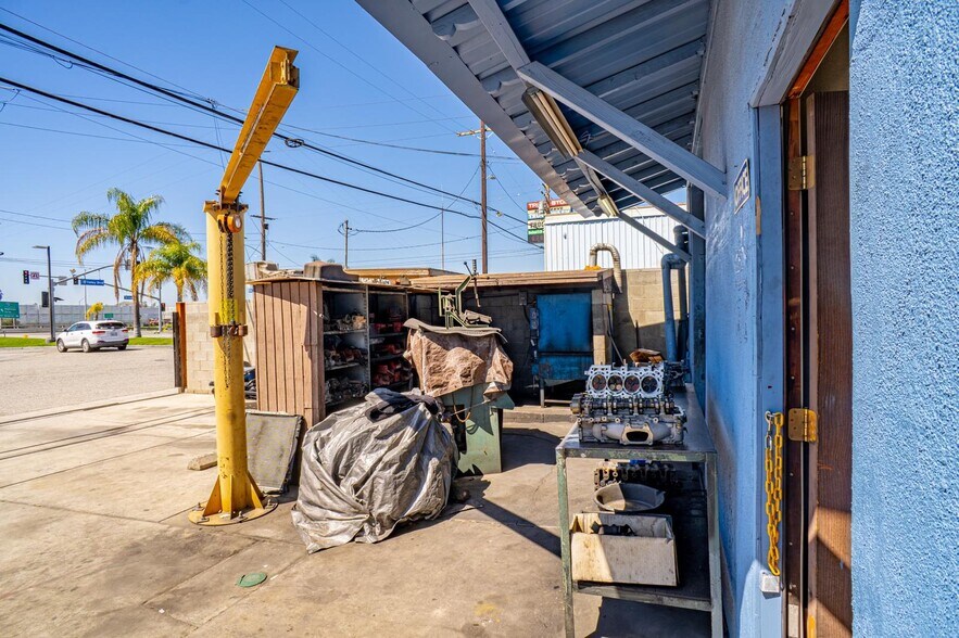 More Photos Of 808 E H St, Colton Specialty For Sale