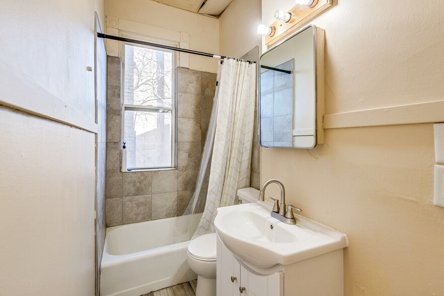 More Photos Of 1800 Park Ave, Minneapolis Apartments For Sale