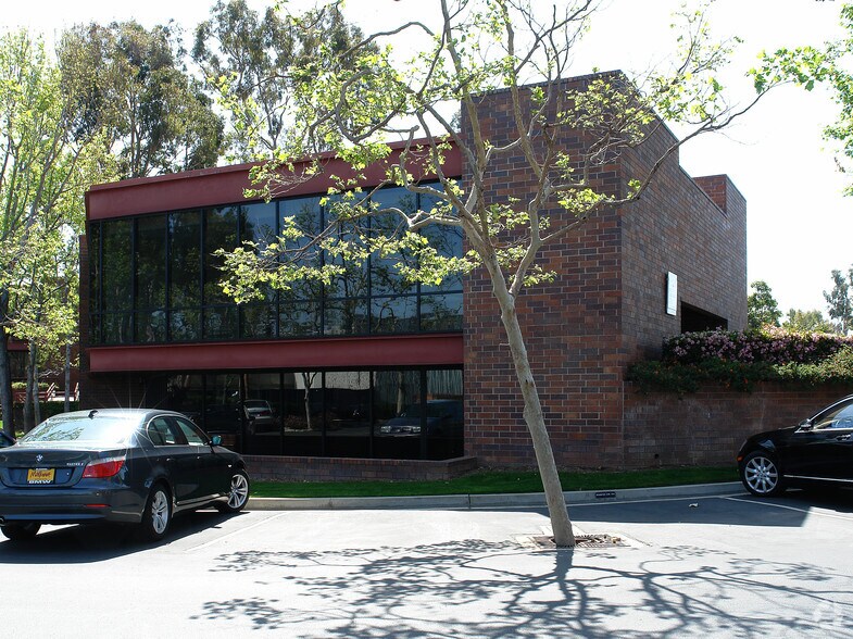 More Photos Of 5 Upper Newport Plaza Dr, Newport Beach Office For Lease