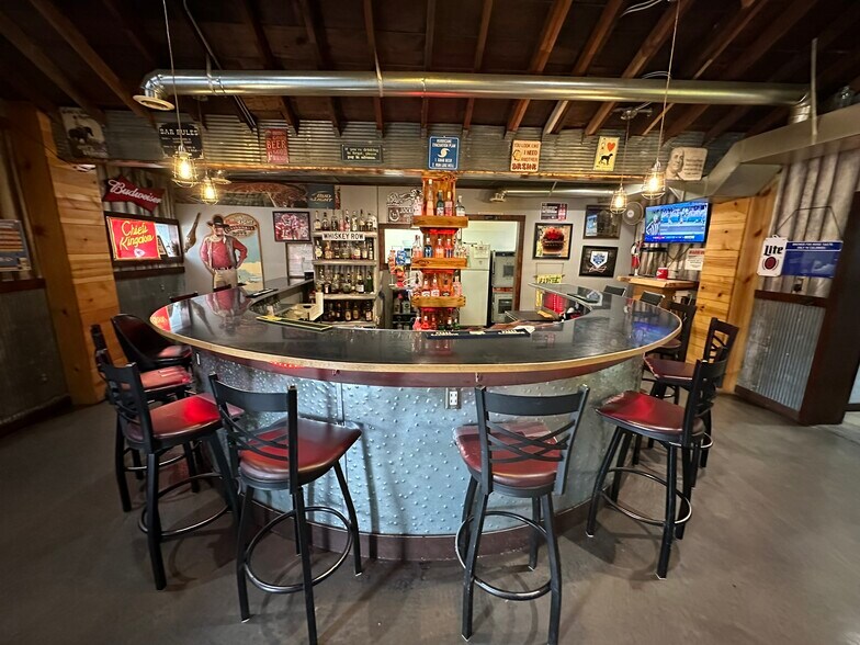 More Photos Of 4312 NW Gateway Ave, Riverside Restaurant For Sale