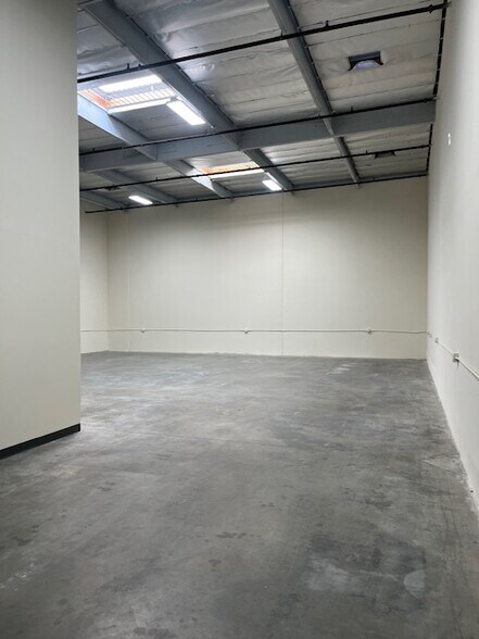 More Photos Of 9528 E Rush St, South El Monte Manufacturing For Lease