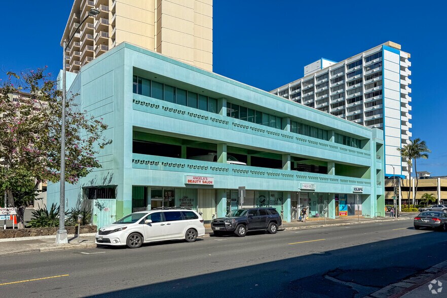 More Photos Of 826 Kaheka St, Honolulu Office For Lease