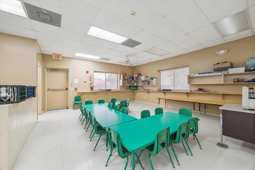 More Photos Of 12500 W Bellfort Ave, Houston Schools For Sale