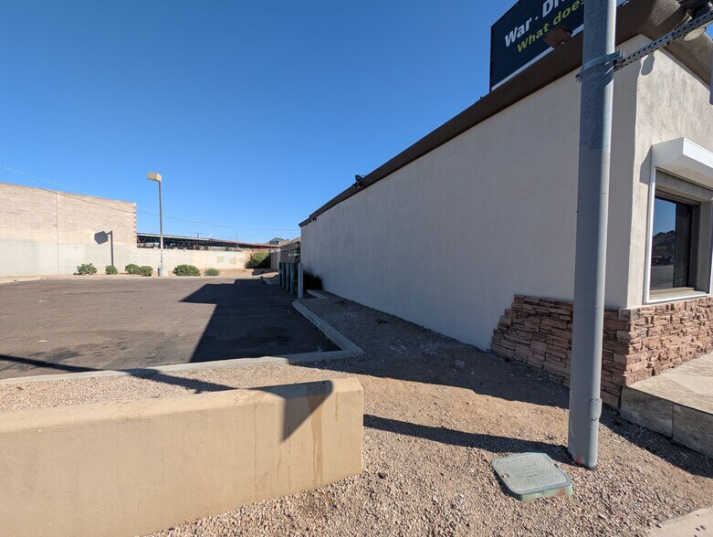 More Photos Of 1108 N Cave Creek Rd, Phoenix Storefront Retail Office For Sale
