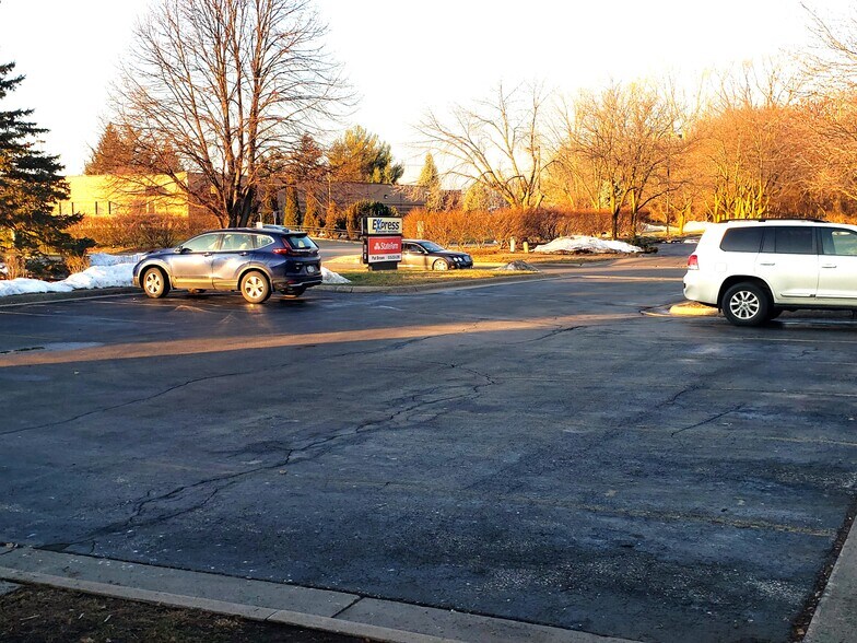 More Photos Of 1110 Buckeye Ave, Ames Office For Lease