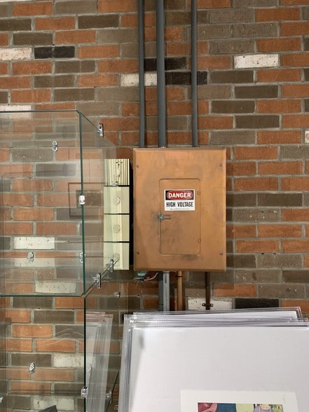 More Photos Of 1370 W 9th St, Cleveland Storefront Retail Residential For Sale