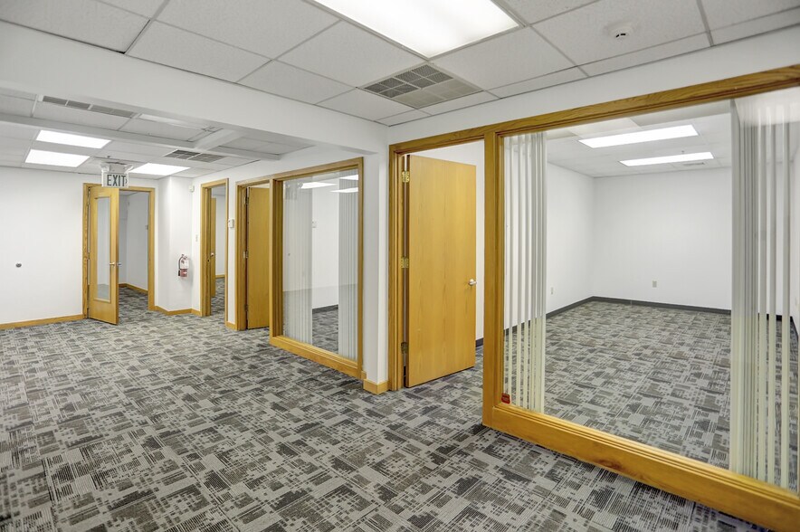 More Photos Of 147 N 5th St, Reading Office For Sale