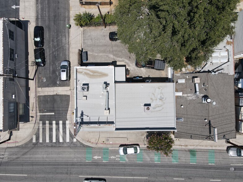 More Photos Of 8109 Foothill Blvd, Sunland Storefront For Sale