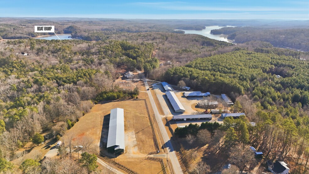 More Photos Of 2540 Silver Shoals rd, Toccoa Flex For Sale