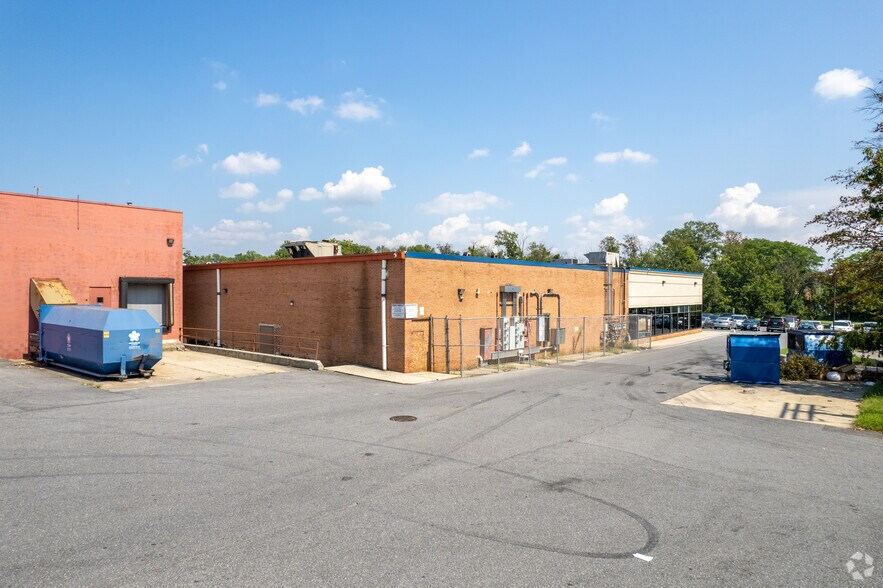 More Photos Of 8700 Liberty Rd, Randallstown Unknown For Lease