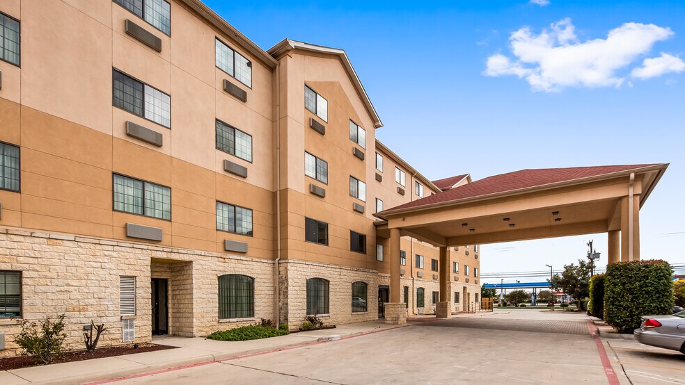 More Photos Of 4639 Rittiman Rd, San Antonio Hotel For Sale