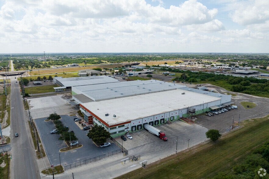 More Photos Of 1010 E Chapin St, Edinburg Warehouse For Lease
