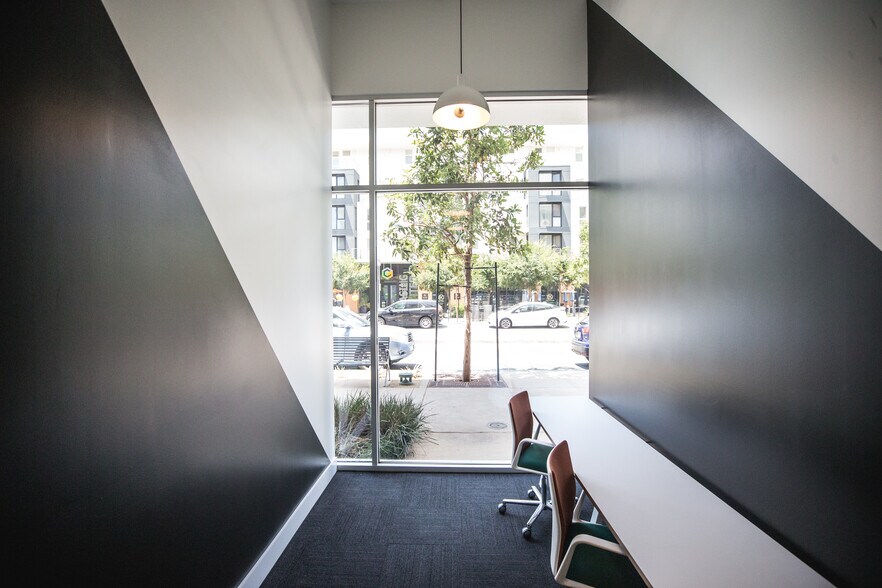 More Photos Of 210 E Barham Dr, San Marcos Coworking Space
