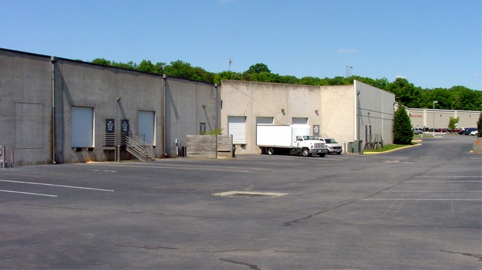 More Photos Of 7301 Gateway Ct, Manassas Unknown For Lease