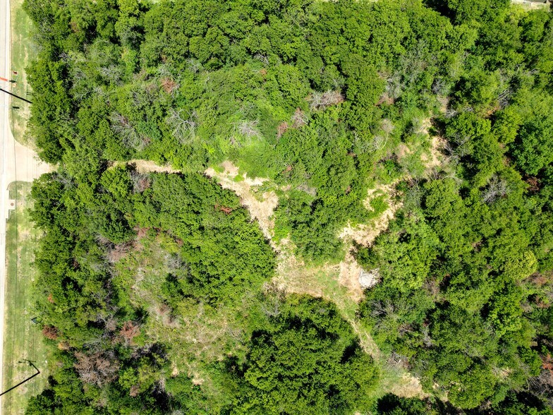 More Photos Of 1200 W Pioneer Pky, Grand Prairie Land For Sale