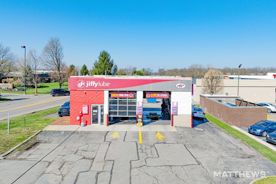 More Photos Of 1950 S Main St, Bellefontaine Auto Repair For Sale
